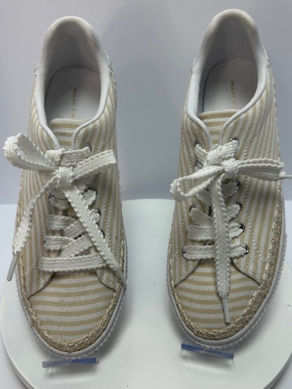 Marc Fisher Women's Sneakers S 10 Beige and White Summer
